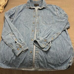 Banana Republic denim men’s shirt size medium